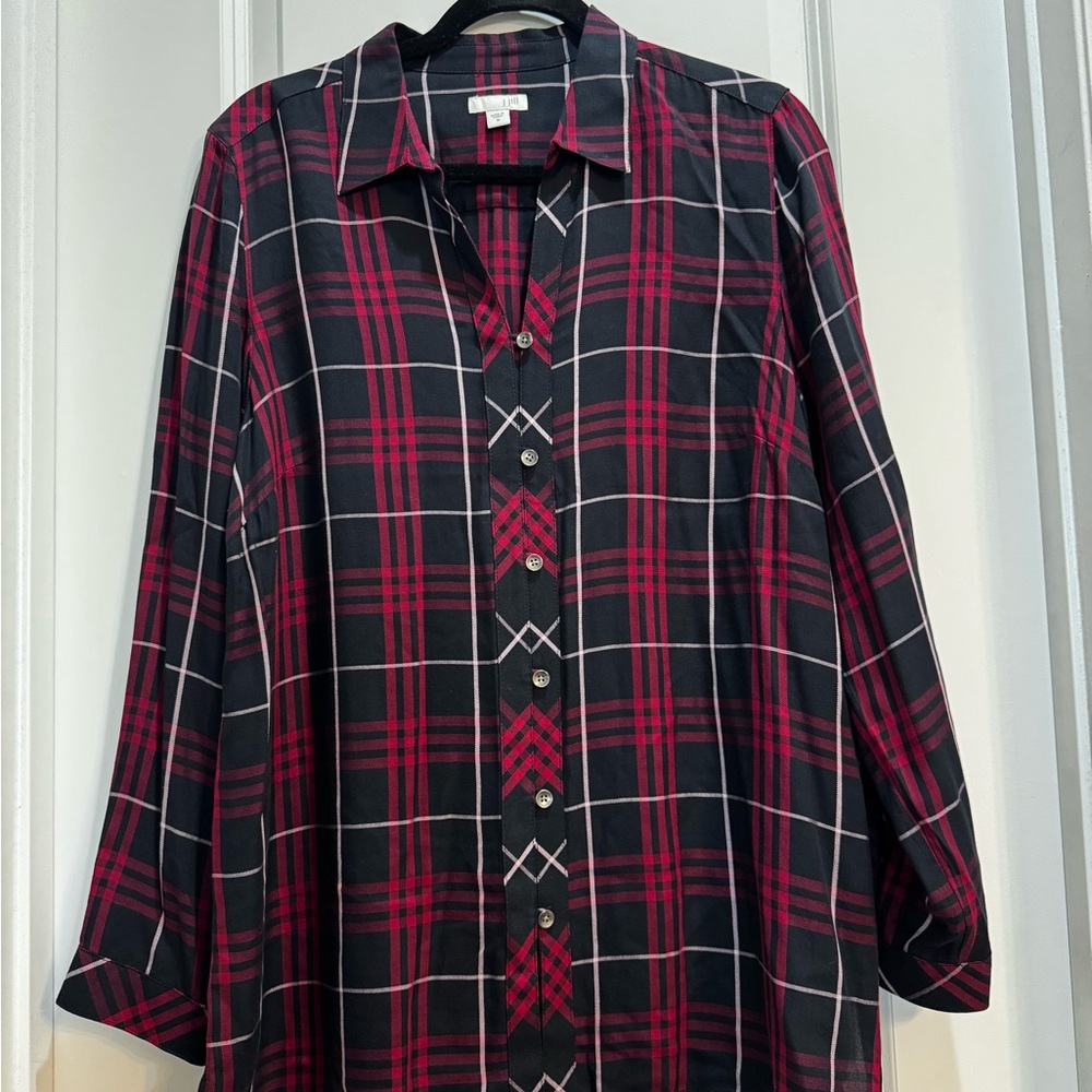 J Jill Red/Black Plaid Down Shirt Medium Long Sleeves armpit To Armpit 21” - Picture 5 of 6